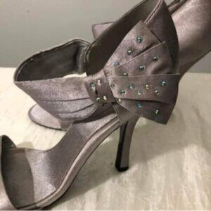 Satin Silver Rhinestone Heels Sz 9
